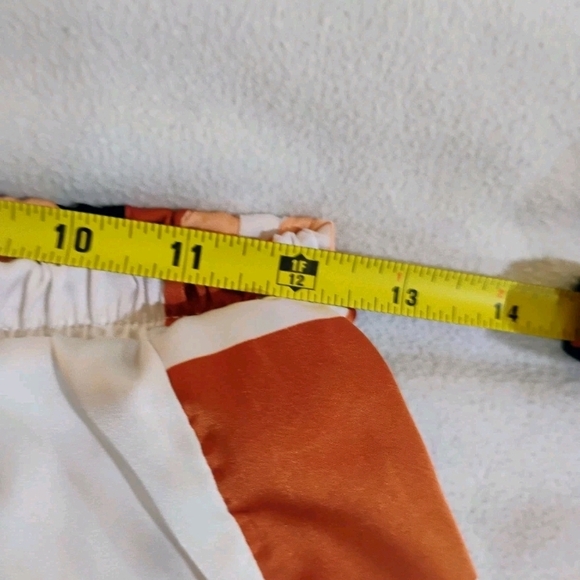 White Mark Geometric Pajama Set - Black, White, Orange - Picture 13 of 14